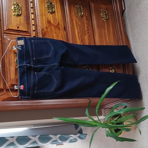 🌻American Eagle Women's Straight Leg Jeans - Picture 2 of 7